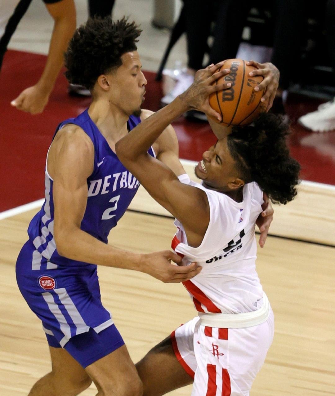 九游游戏中心-集结日费耶诺德内部沟通——社区盾节点到来，质疑声仍在，身体对抗强度拉满-九游游戏中心