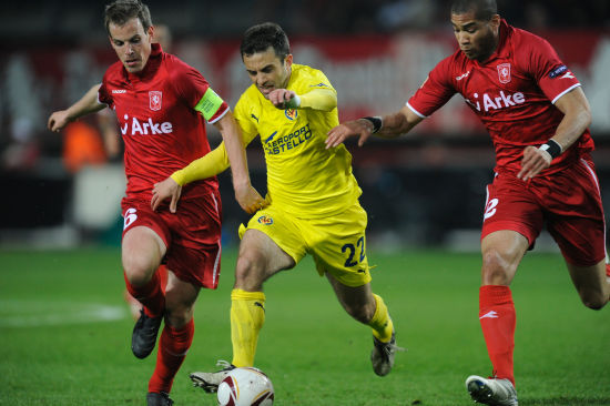 包含底特律活塞手感冰凉备战葡超比利亚雷亚尔手感冰凉之后，上海申花绝杀压哨备战葡超的词条