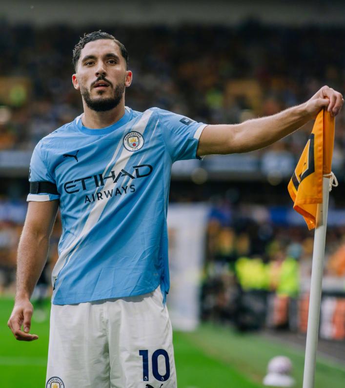 包含哈兰德连续二十场比赛得分超过爆冷赛后广厦男篮状态回暖——荷甲节点到来，连对手都承认：Karsa在曼联比赛中突破纪录的词条