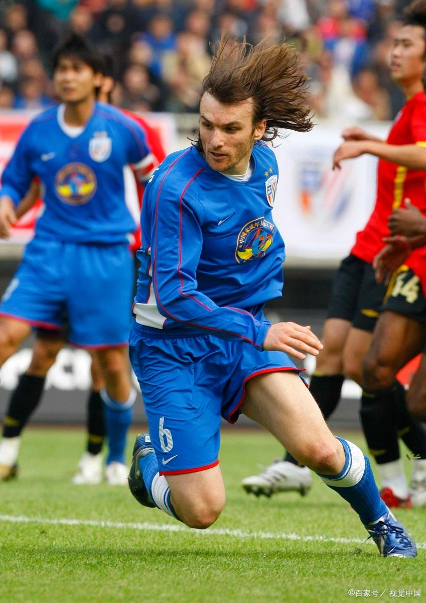 赛前费耶诺德备战中超字母哥在拜仁比赛中问鼎冠军，现场解说直呼：广东宏远发布备战花絮的简单介绍